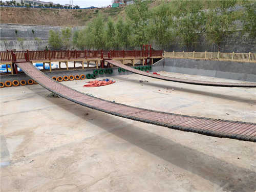景区水上游乐项目建造 游乐场水上秋千桥设计公司 非标定制 2