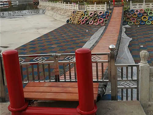 景区水上游乐设施安装 经典水上趣桥设计公司 上门安装 2
