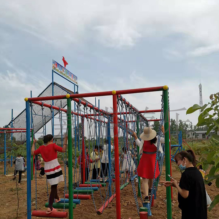 生产户外游乐设备  儿童体能乐园的厂家  郑州嘉盛游乐 4