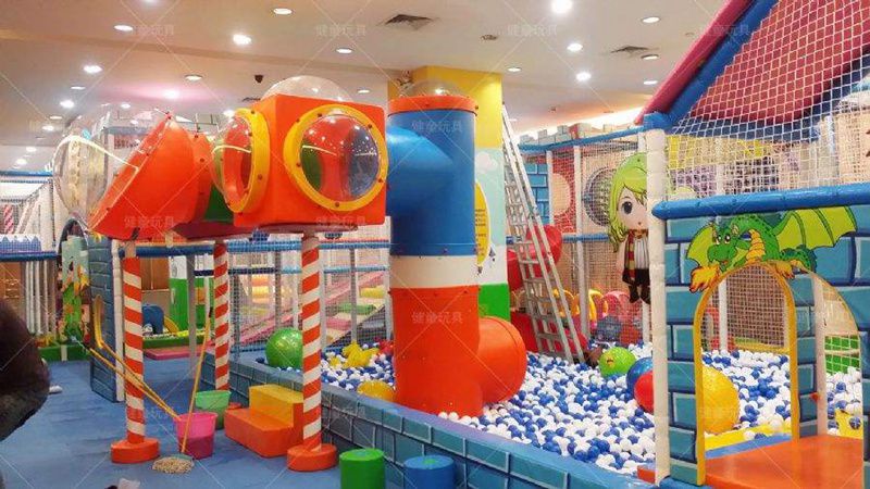 游乐场游乐设施定制，平凉幼儿园玩具37岁销售，赛车机厂家，应 15