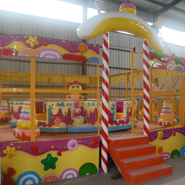 新疆马戏团喷球车 户外喷球车 宇奇游乐设备好玩有趣 1