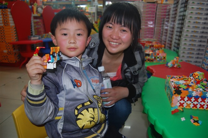 山东儿童玩具加盟赚钱好项目-大树优教益智玩具连锁店招商
